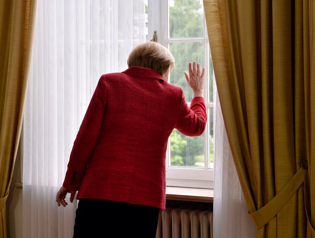 Angela Merkel im Palais Schaumburg in Bonn / Archiv dpa