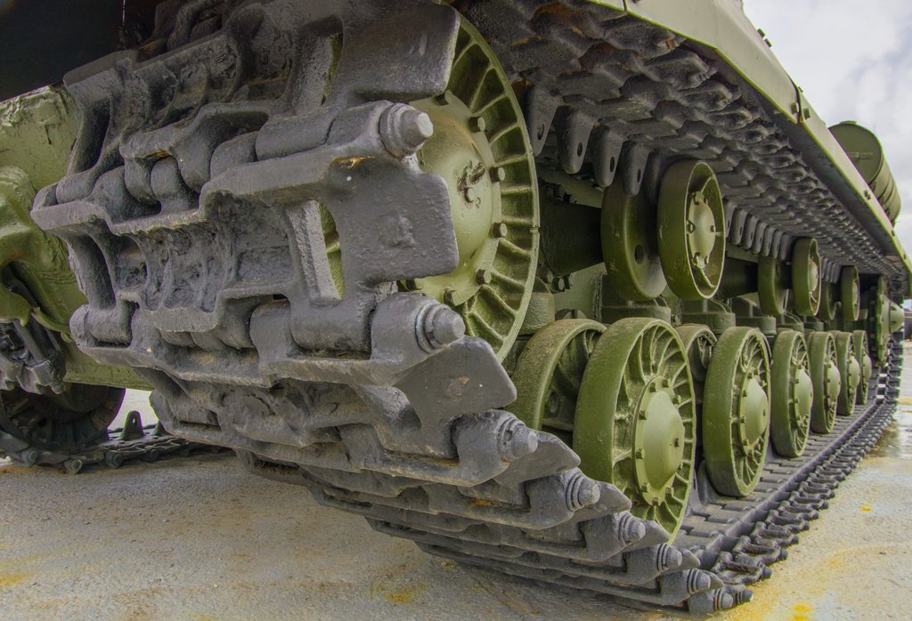 tank track/@depositpotos