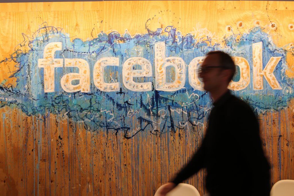 Facebook Logo bei Facebook International/dpa