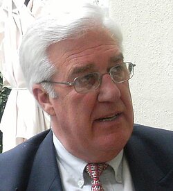 Roland R.Ropers