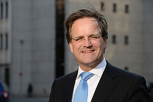 Dr. Philipp-Christian Wachs